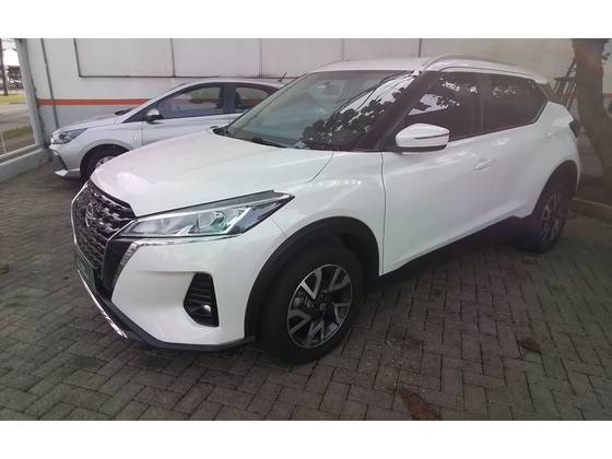 NISSAN KICKS 1.6 16V FLEXSTART SENSE XTRONIC NISSAN KICKS 1.6 16V FLEXSTART SENSE XTRONIC